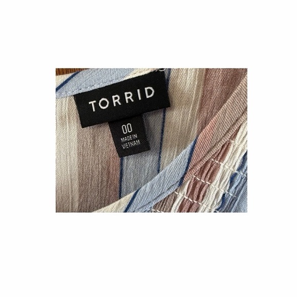 Torrid Crinkle Gauze Striped Tank - Picture 5 of 8